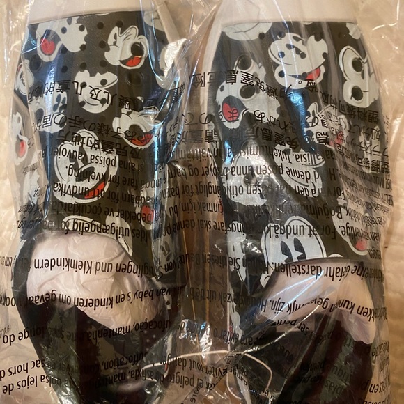 Disney x Native shoes - Picture 2 of 2